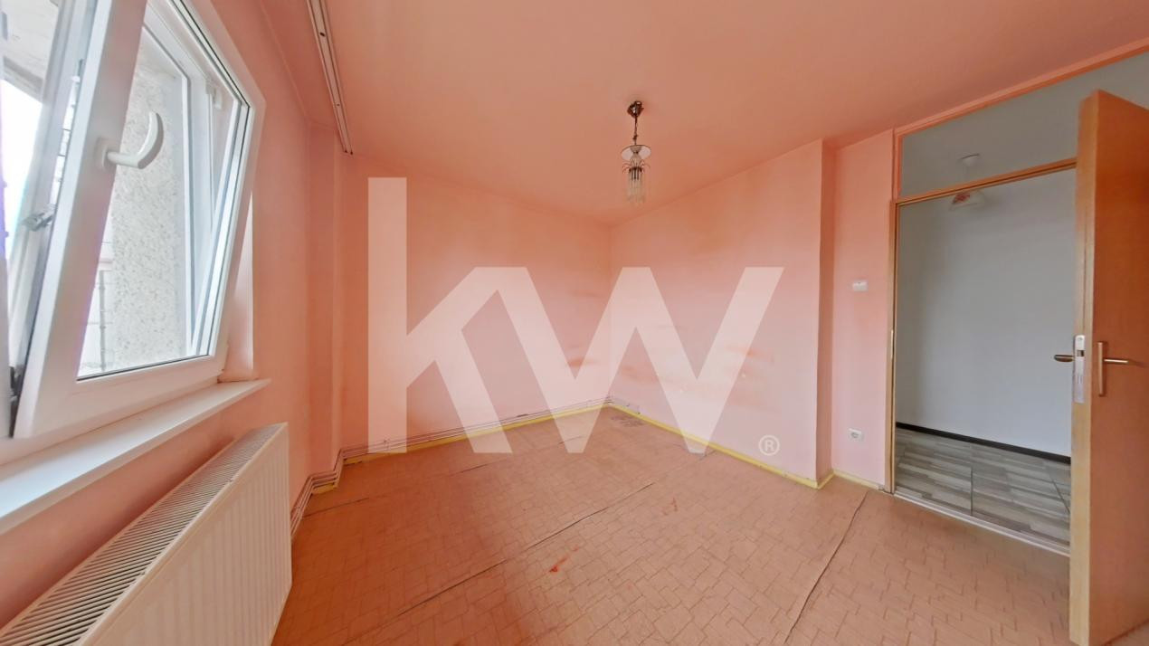 Apartament 3 camere de vânzare – Calea București, Brașov