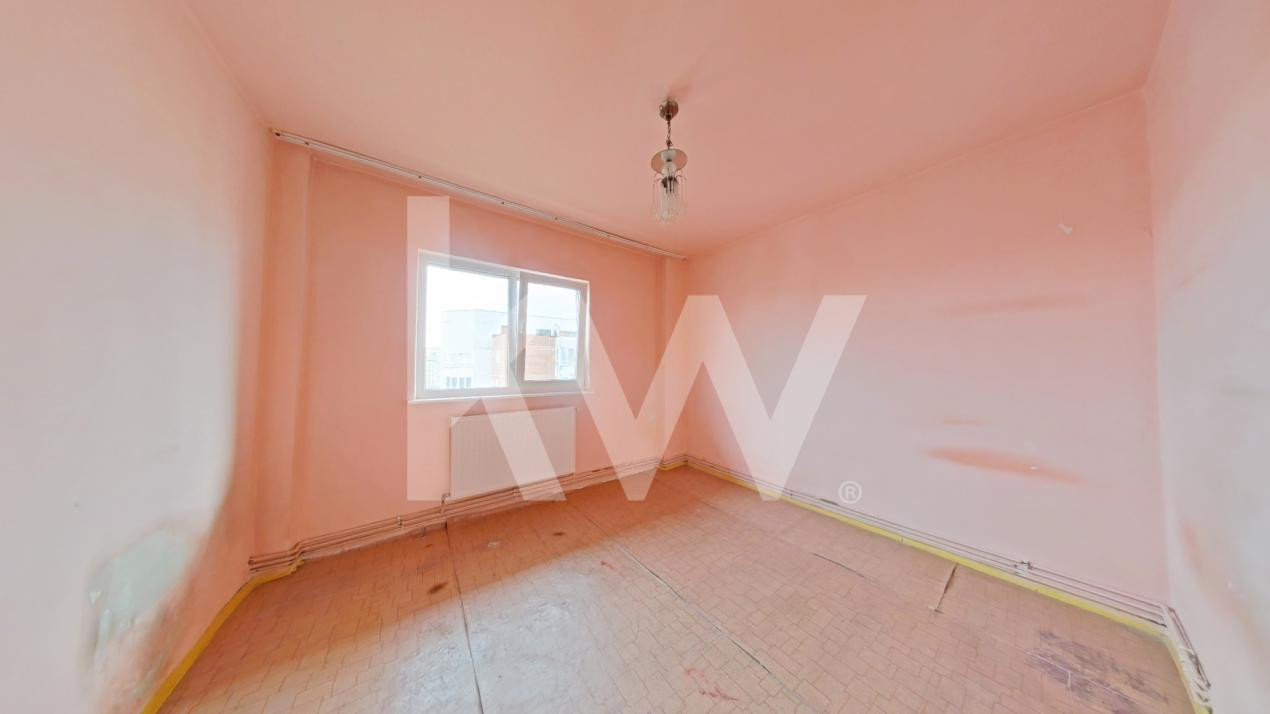 Apartament 3 camere de vânzare – Calea București, Brașov