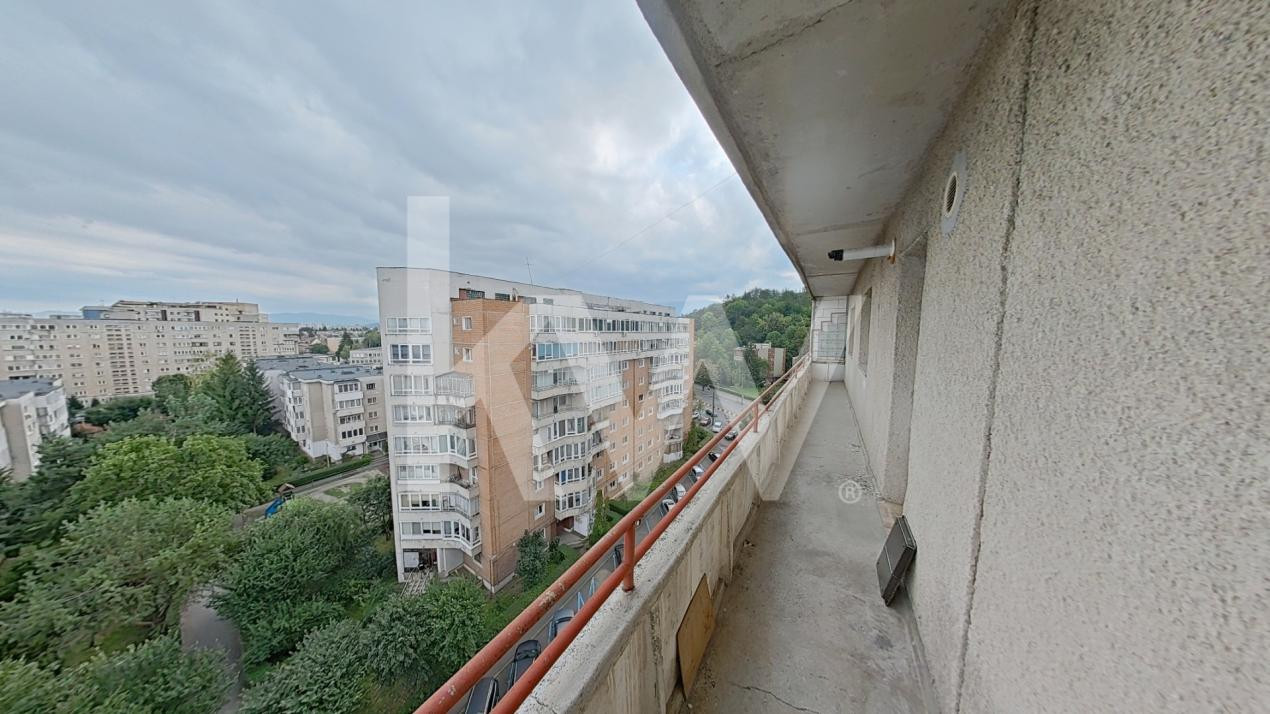 Apartament 3 camere de vânzare – Calea București, Brașov