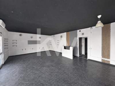 SPATIU COMERCIAL 70 MP | SUPRAFATA VITRATA 10 ML | Zona Astra 