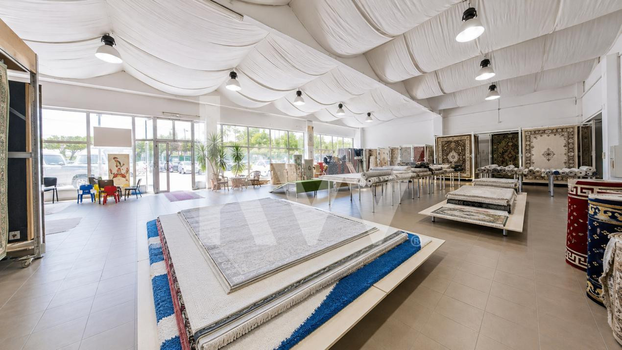 Spațiu comercial 435 mp, open-space