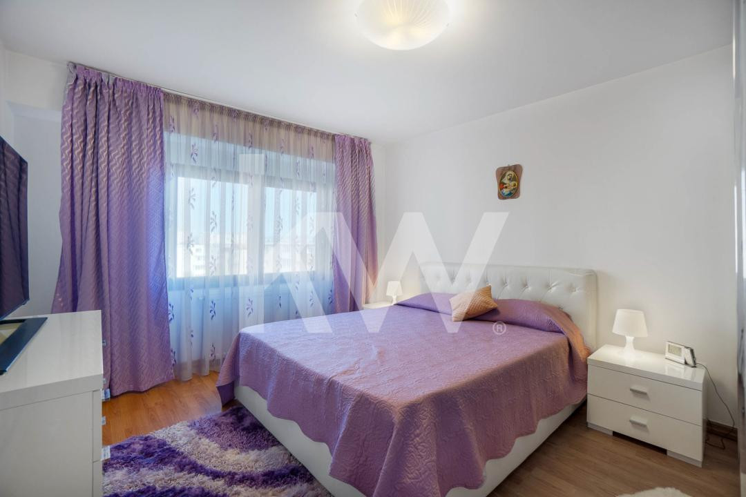 Apartament generos cu 3 camere, la intrarea în Răcădău