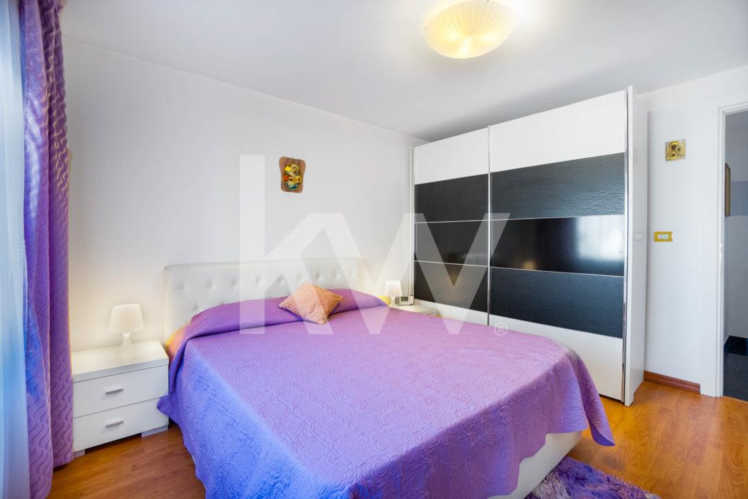 Apartament generos cu 3 camere, la intrarea în Răcădău