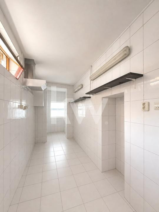 SPAȚIU COMERCIAL | 100 MP | CONFIGURABIL | Zona Centrală