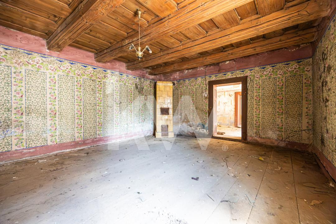 Casa cu 896 mp teren cu proiect autorizat | 4 apartamente + casă | Râșnov