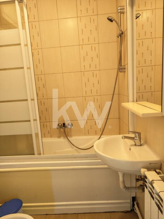 Apartament 3 camere de închiriat — zona B-dul Gării