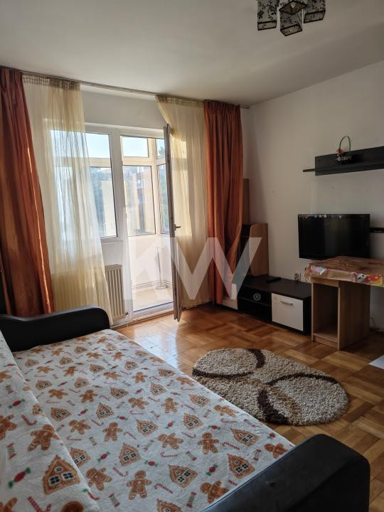 Apartament 3 camere de închiriat — zona B-dul Gării
