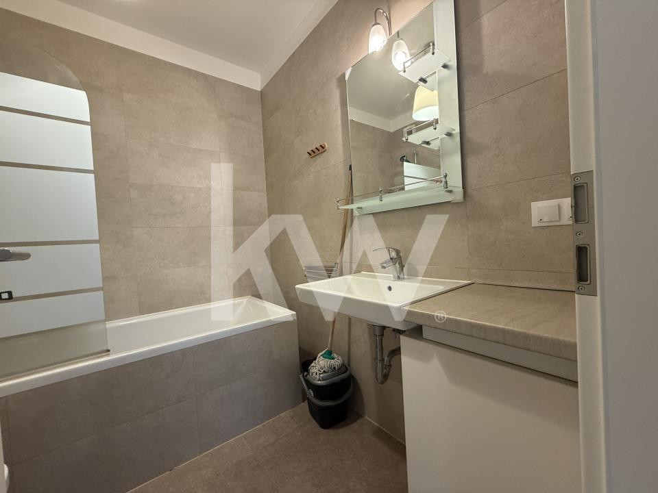   Studio Coresi Avantgarden, mobilat și utilat