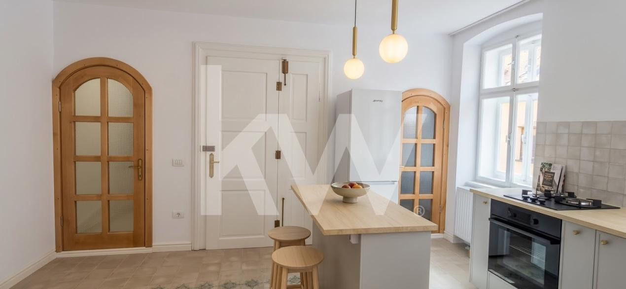 Închiriere apartament 2 camere, mobilat și utilat, Central Brasov
