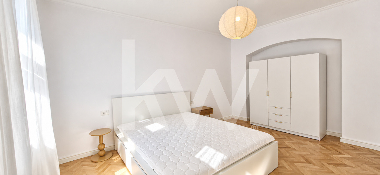 Închiriere apartament 2 camere, mobilat și utilat, Central Brasov