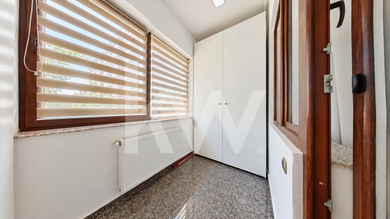 Închiriere apartament cu 3 camere, mobilat si utilat, Isaran, Tractorul