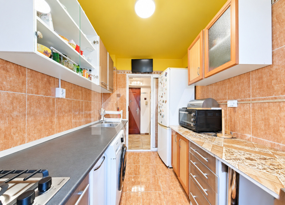 Vanzare apartament 2 camere, etajul 1 – Bulevardul Saturn nr. 41, Brașov