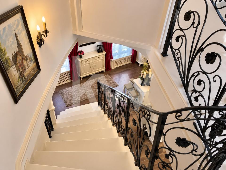 APARTAMENT | 80 MP | CURTE & TERASĂ | CENTRUL ISTORIC