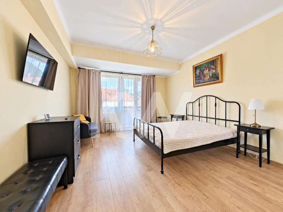 Închiriere apartament cu 3 camere, mobilat și utilat, Central Brasov