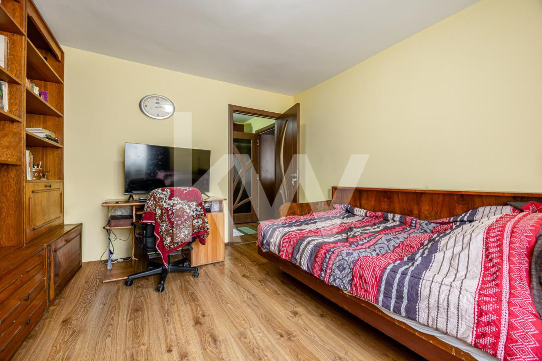 Vânzare apartament cu 3 camere, 80 mp, strada Vișinului – Zona Noua