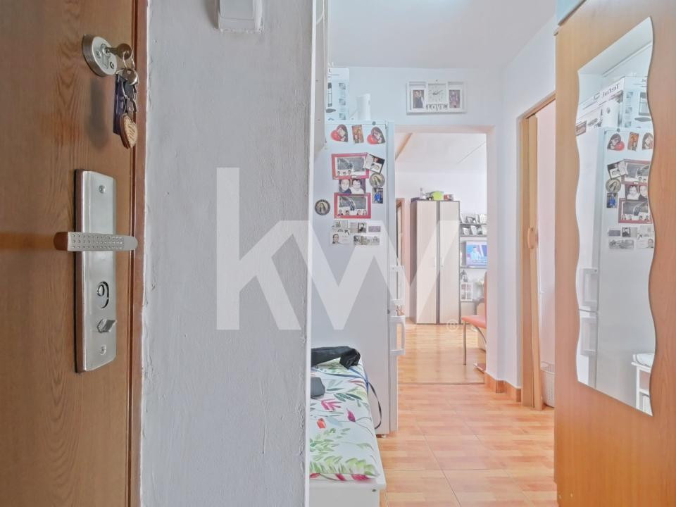 Apartament de vanzare, 3 camere cu parcare, Zona Gemenii
