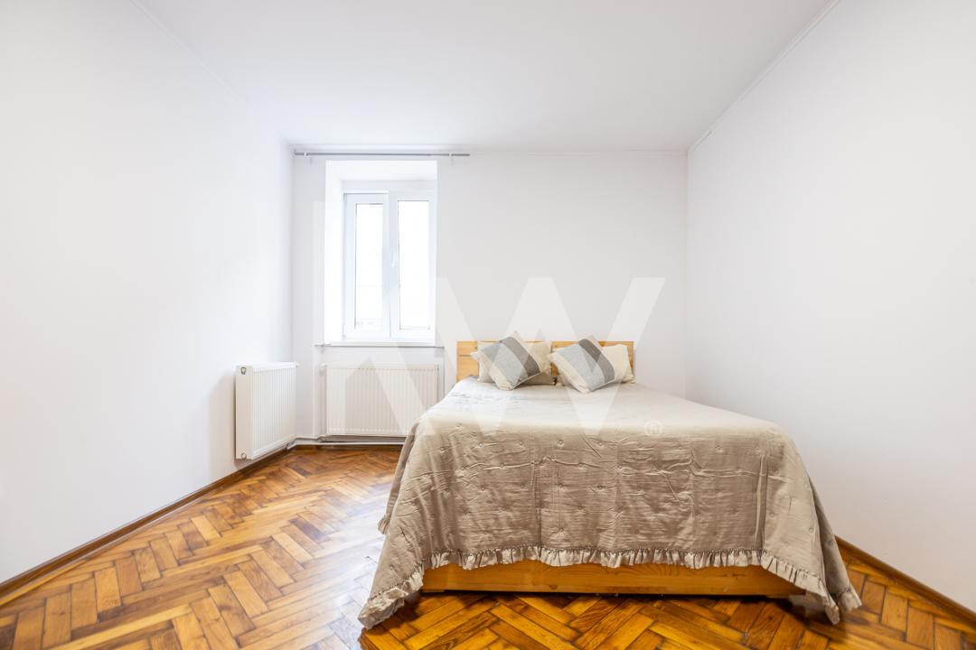 Apartament in vila, 3 camere –  Centrul Vechi - Piata Unirii 