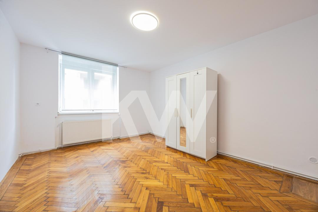 Apartament in vila, 3 camere –  Centrul Vechi - Piata Unirii 