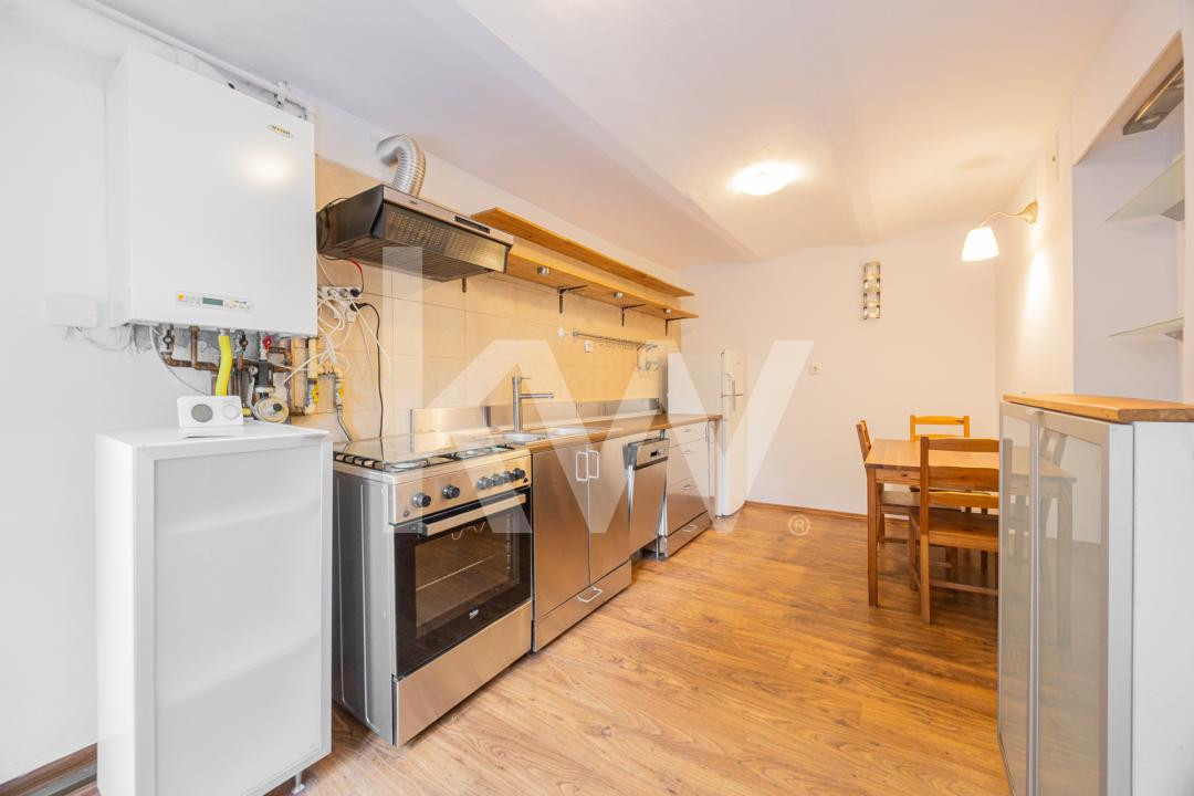 Apartament in vila, 3 camere –  Centrul Vechi - Piata Unirii 