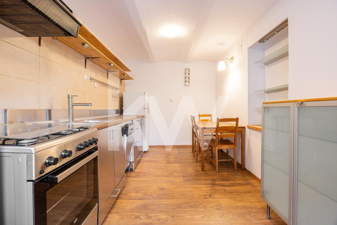 Apartament in vila, 3 camere –  Centrul Vechi - Piata Unirii 