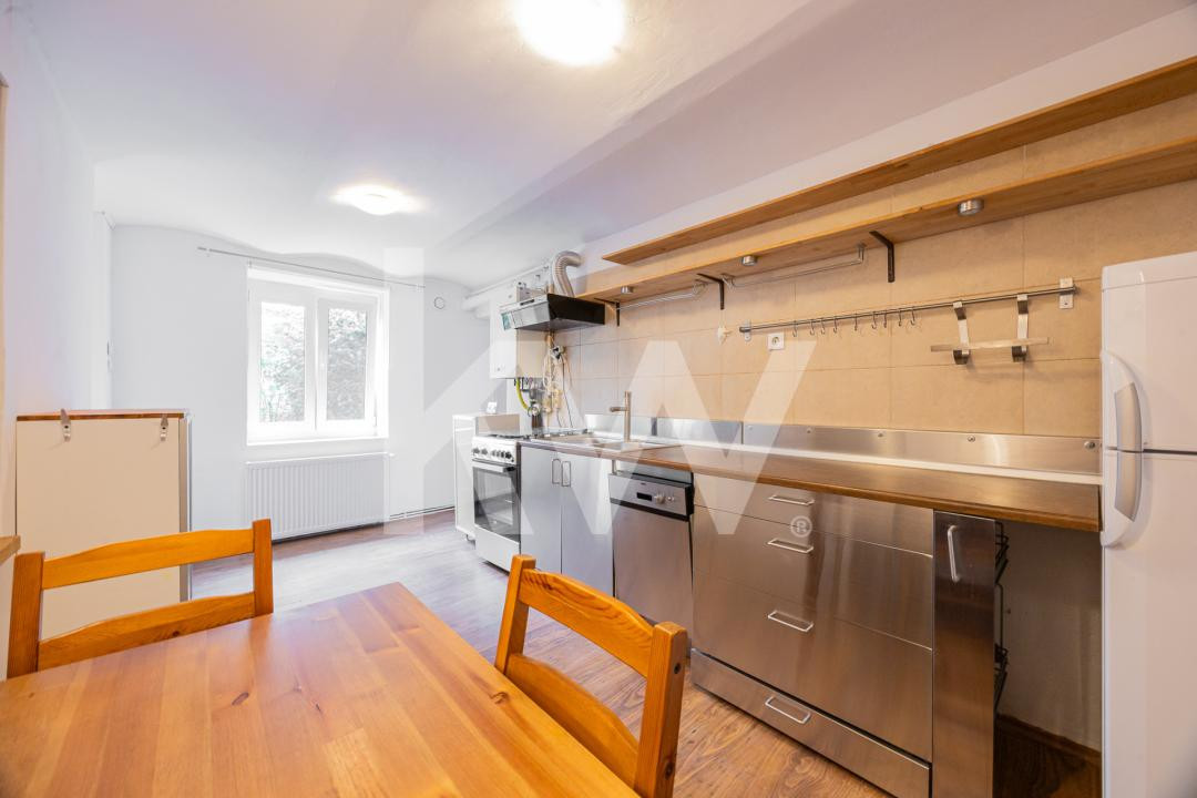 Apartament in vila, 3 camere –  Centrul Vechi - Piata Unirii 