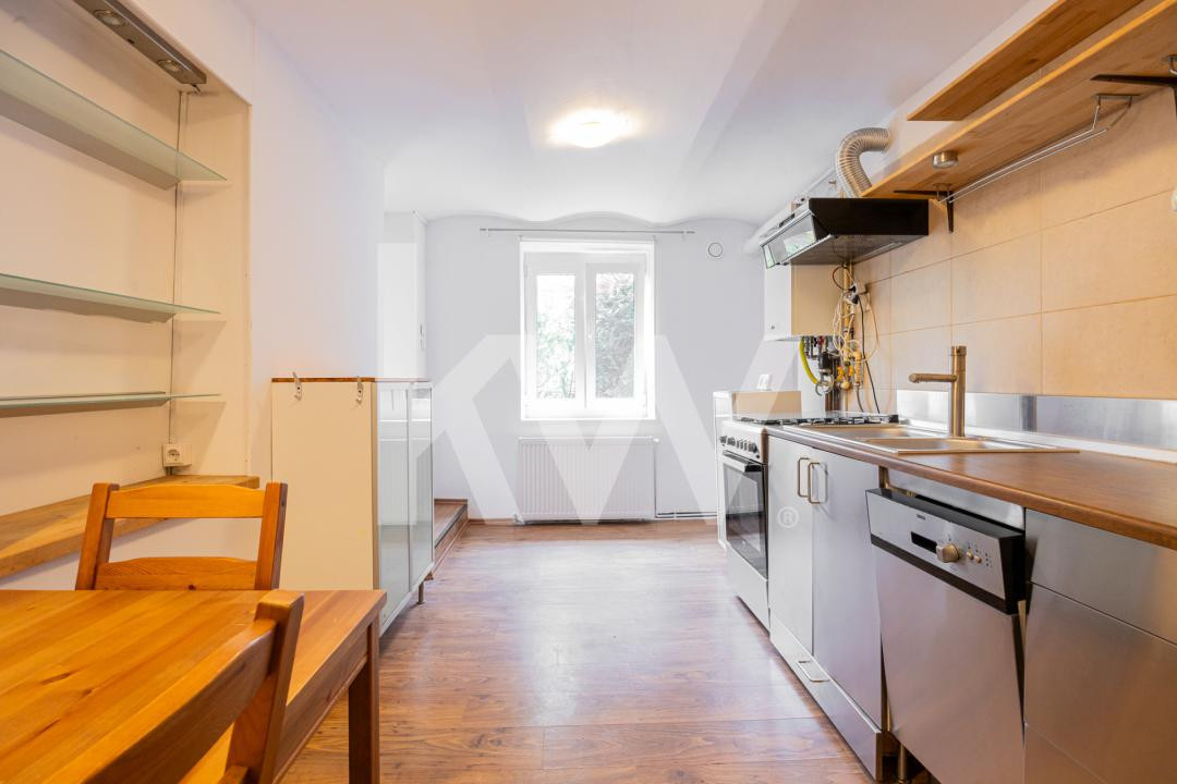Apartament in vila, 3 camere –  Centrul Vechi - Piata Unirii 