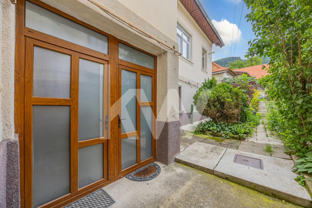 Apartament in vila, 3 camere –  Centrul Vechi - Piata Unirii 