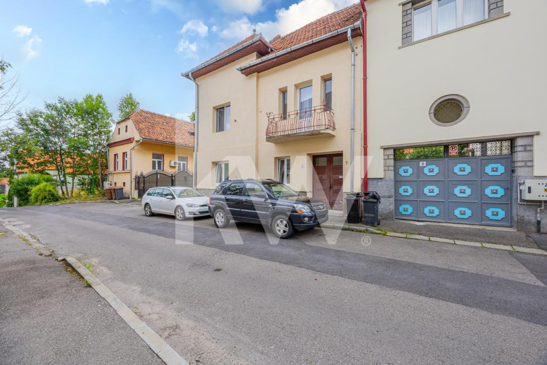 Apartament in vila, 3 camere –  Centrul Vechi - Piata Unirii 