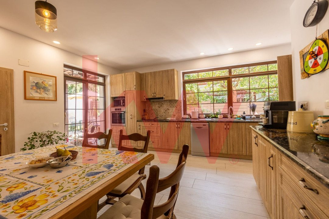 Casa moderna in inima Brasovului, COMISION 0%