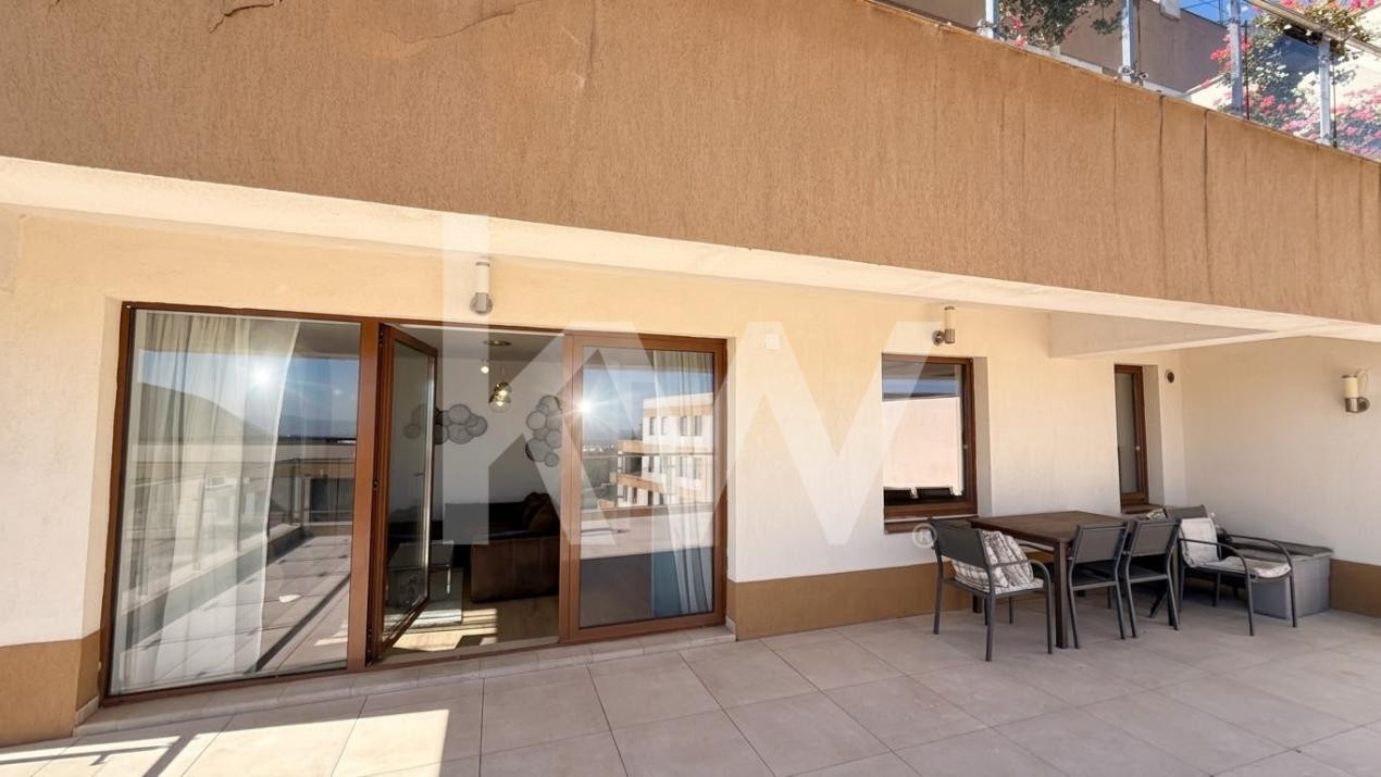 Apartament cu 2 camere cu terasă spectaculoasă pe Drumul Poienii