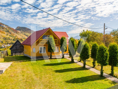 Casa Galbenă din Măgura – Un loc în care timpul curge altfel