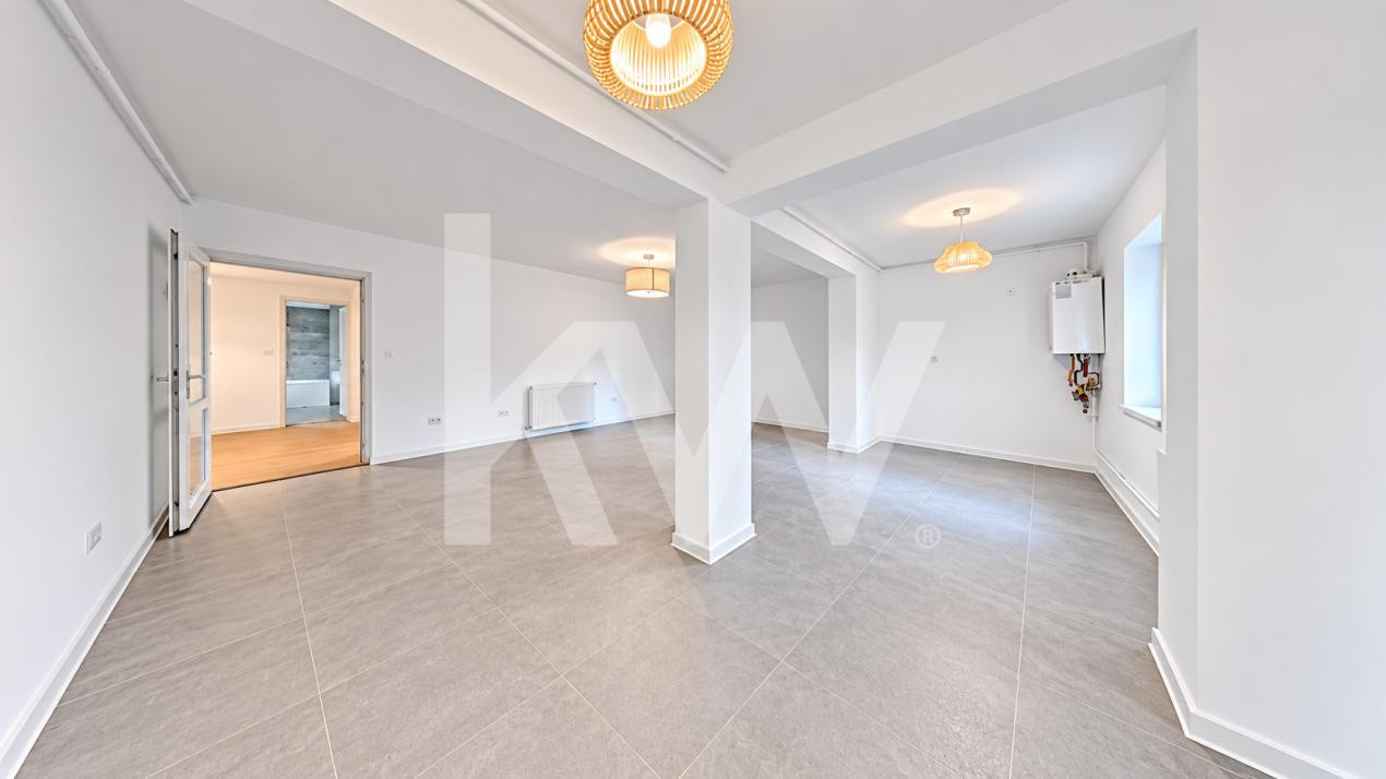 Apartament spațios, potrivit-locuire sau activități profesionale, Avantgarden 1.