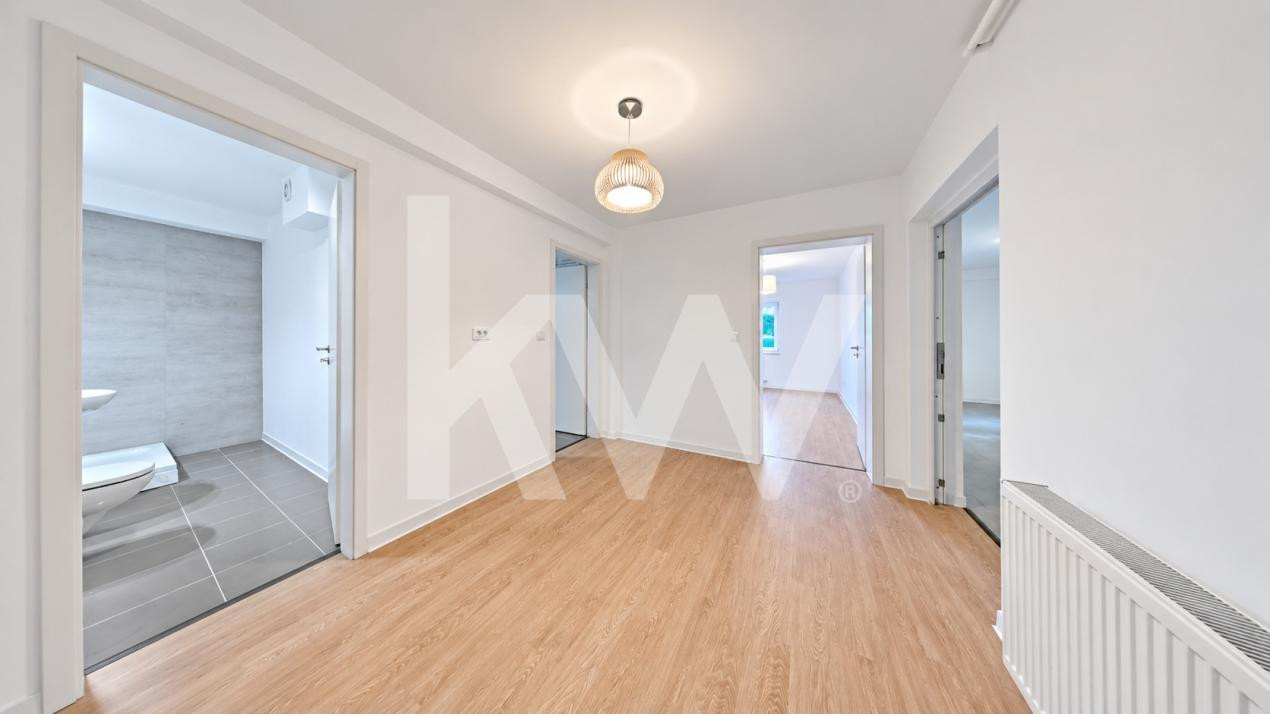 Apartament spațios, potrivit-locuire sau activități profesionale, Avantgarden 1.