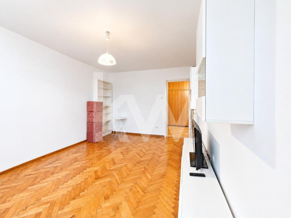 Vânzare apartament cu 3 camere, circular, Alexandru Vlahuță - zona Centrul Civic