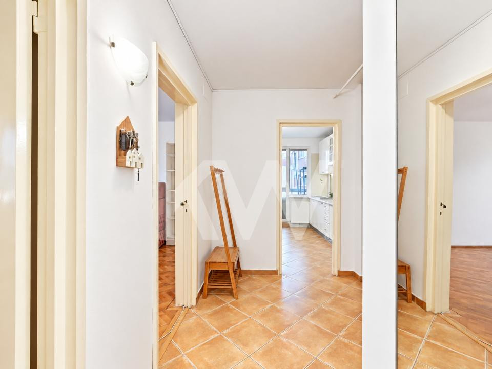 Vânzare apartament cu 3 camere, circular, Alexandru Vlahuță - zona Centrul Civic
