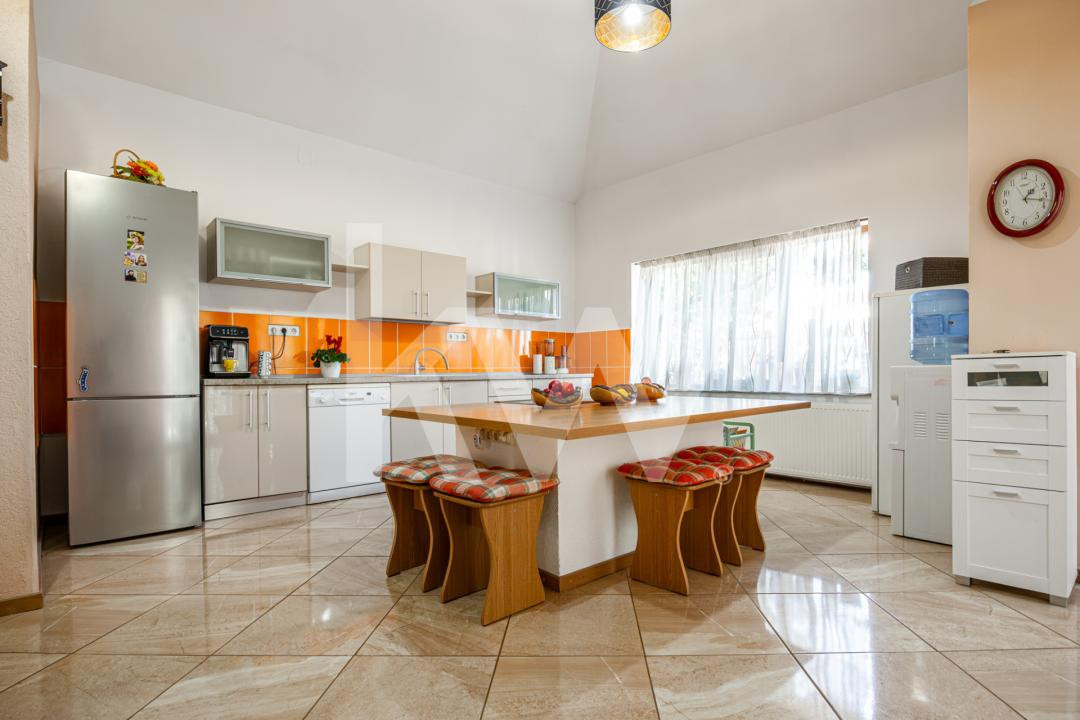 Casa deosebita, singur in curte – 700 mp teren, Sfantu Gheorghe – 0% comision