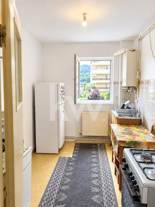 Vânzare apartament cu 2 camere, semidecomandat + beci in Astra