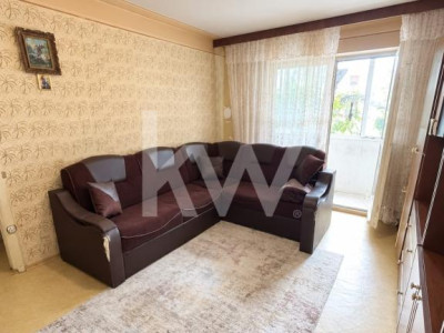 Vânzare apartament cu 2 camere, semidecomandat + beci in Astra