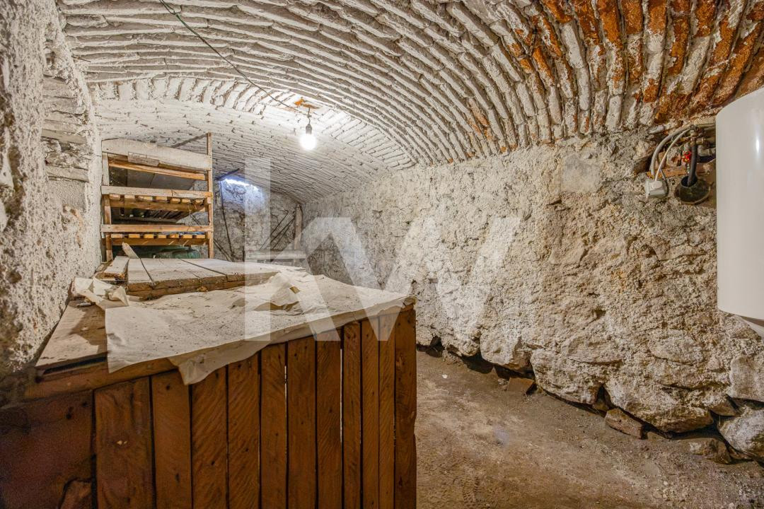 Casa individuala + sura, teren 1676 mp – Avram Iancu