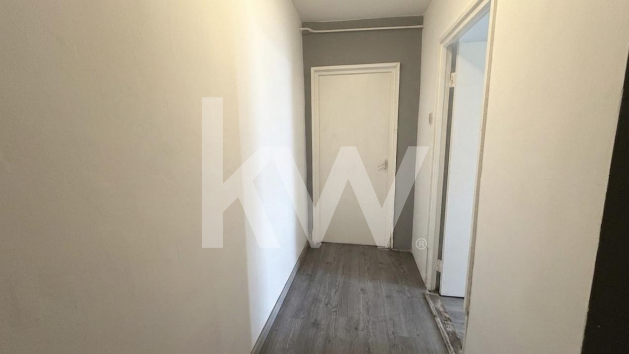 Oportunitate!!! Apartament 3 camere decomandat | Astra | 