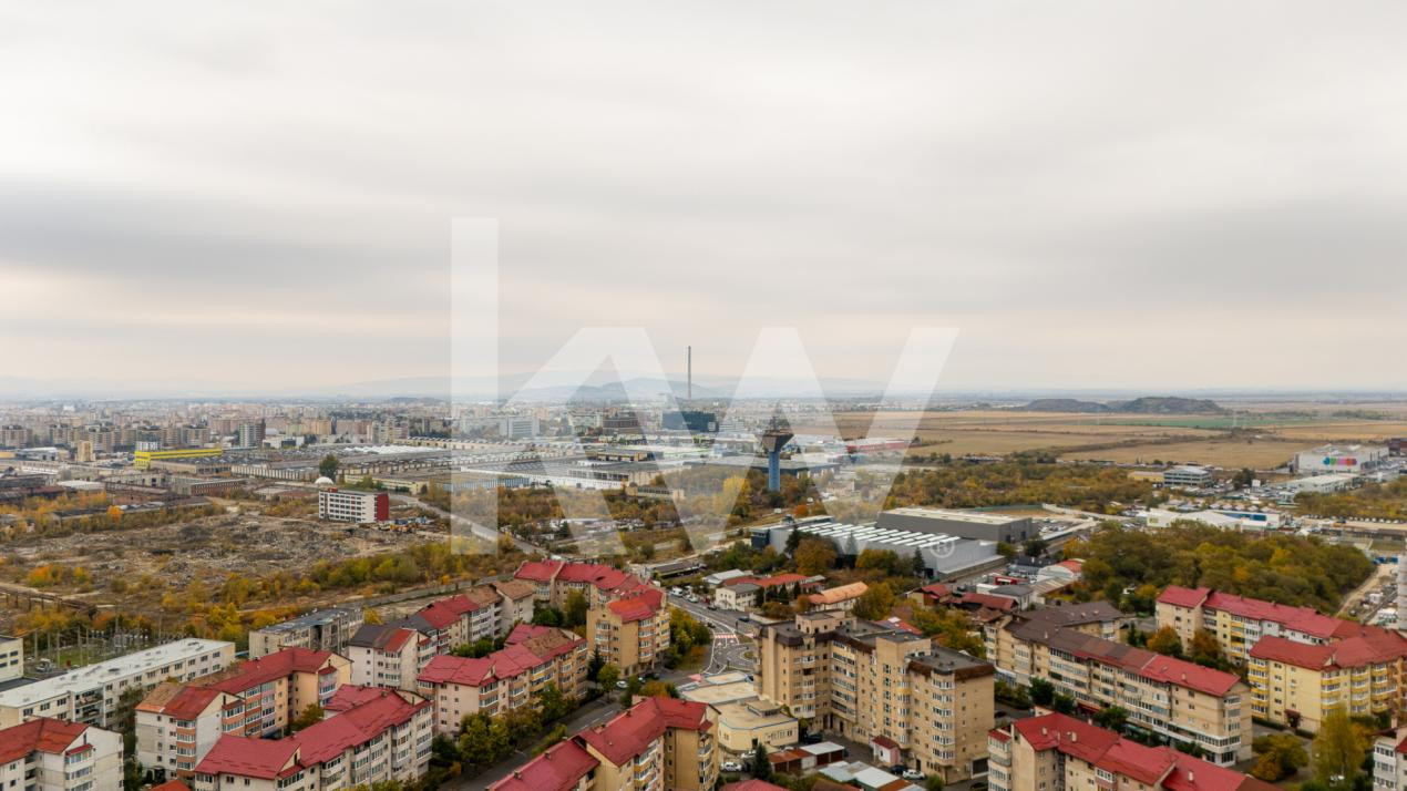 Casă cu teren de 500 mp, zona Noua