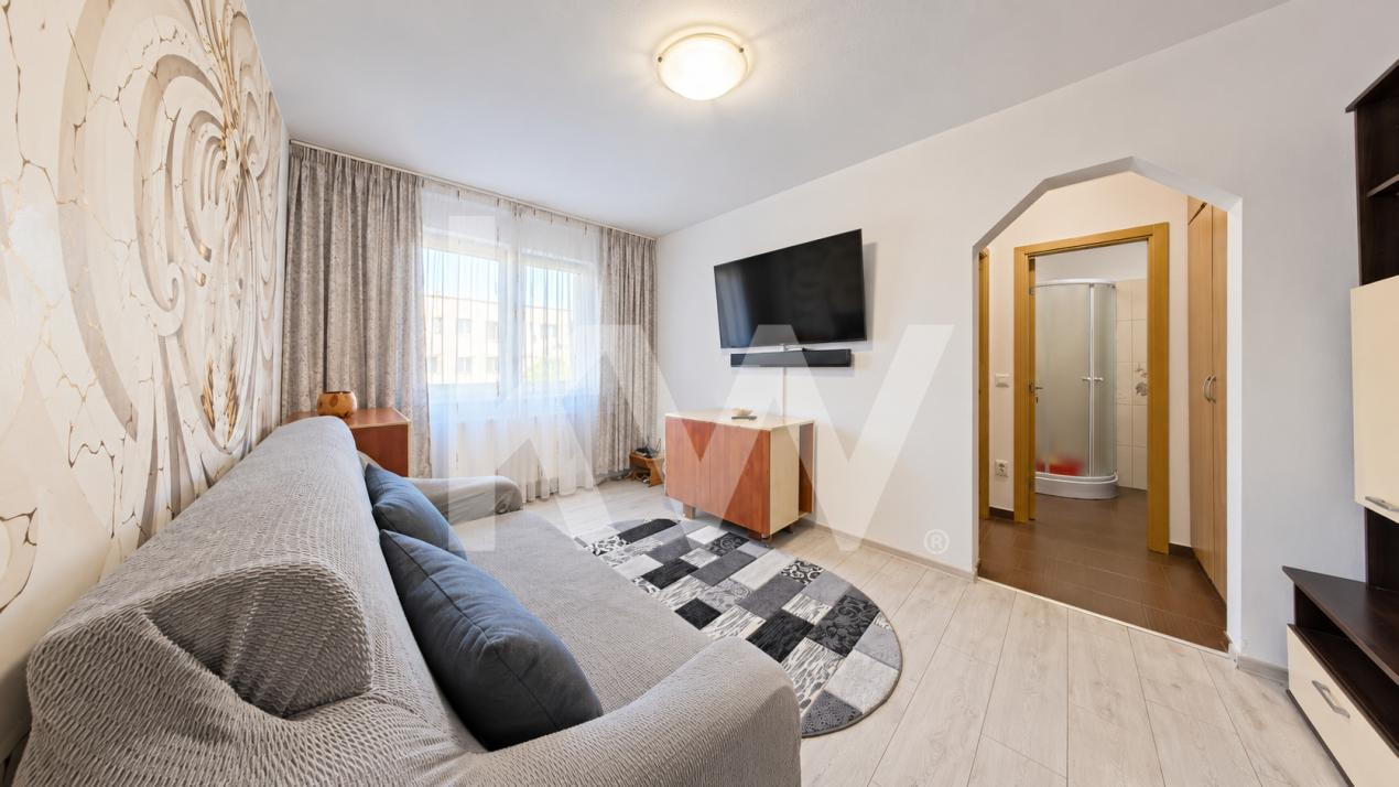 Apartament de închiriat cu 2 camere și loc de parcare propriu – Brașov