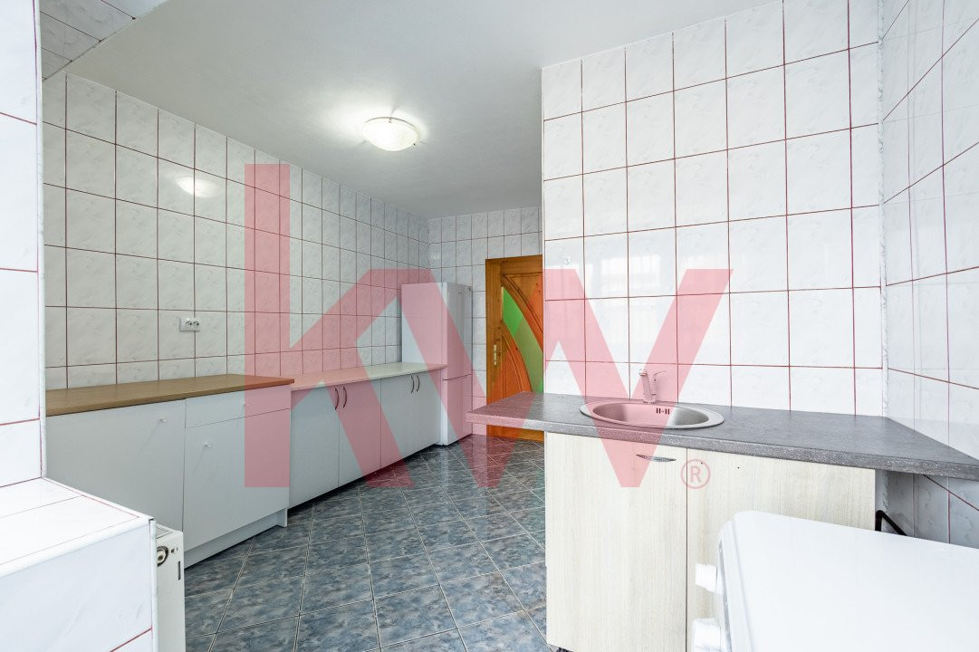 Apartament 3 camere-B-dul Alexandru Vlahuta