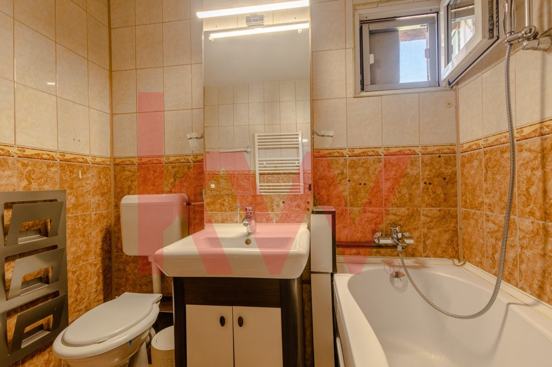 REZERVAT-Apartament cu 3 camere: Luminozitate și design modern