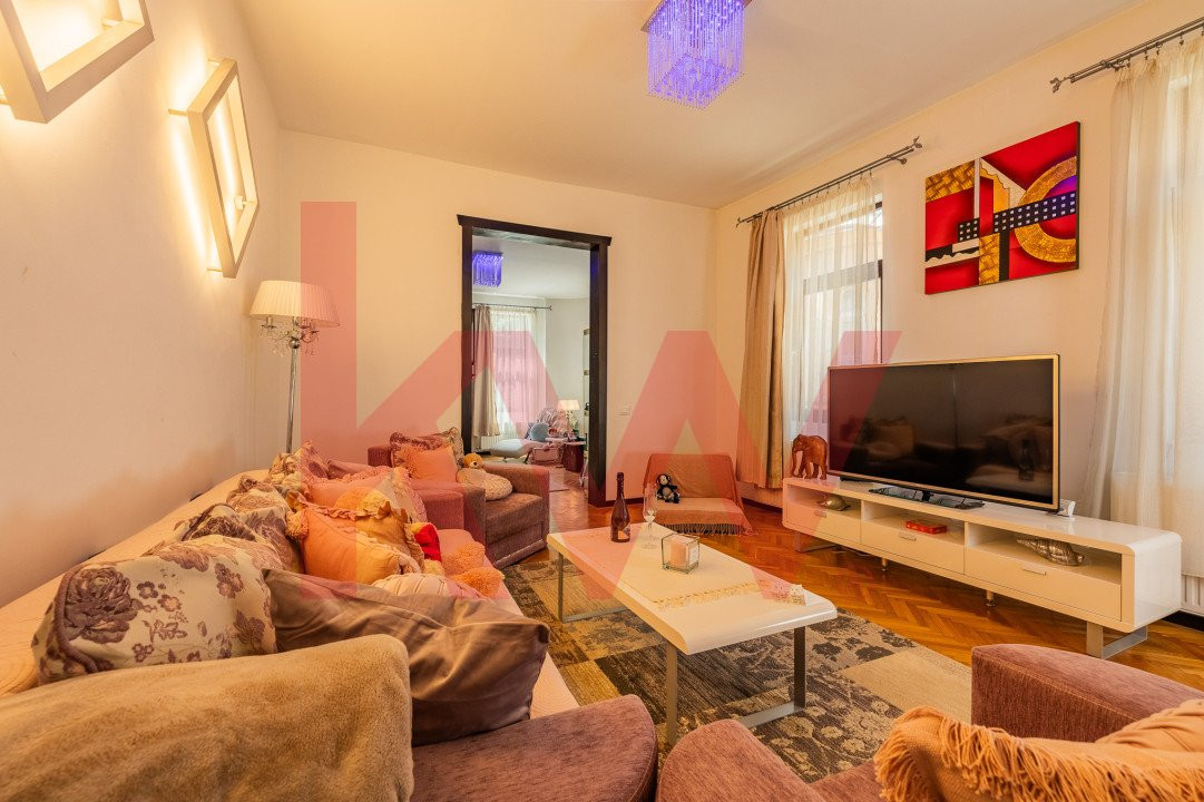 Apartament 3 camere, str. Castelului, modern, central – 0% comision