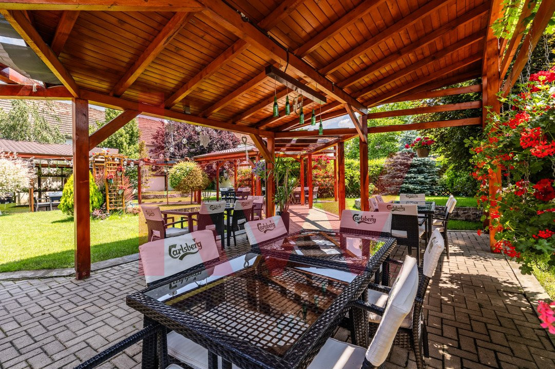 Afacere Brasov (restaurant, spatiu comercial, gradina de vara) Comision 0%