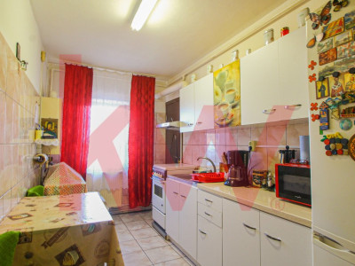 Apartament 3 Camere, Decomandat, Sacele, Stefan cel Mare