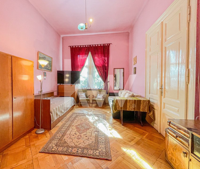 Proprietate deosebita, farmec si noblete - Strada Lunga 84