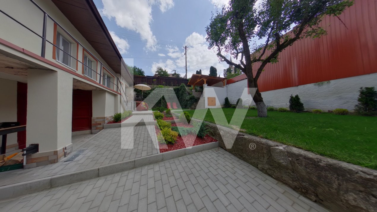  Termen scurt - Apartament 2 camere cu curte în Schei -  complet mobilat
