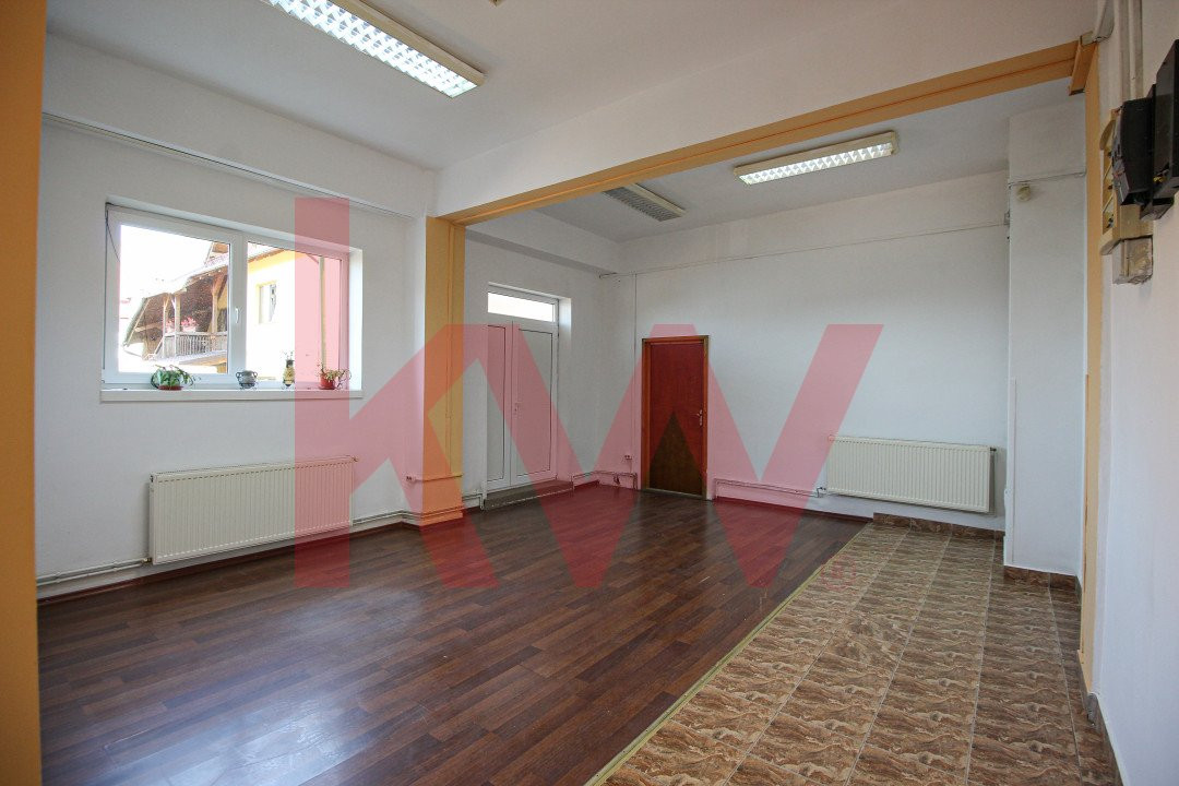 Spatiu comercial, 134 mp utili, central - Lacea